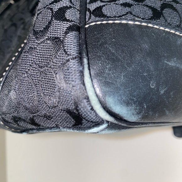 Coach Logo Purse - Picture 8 of 9